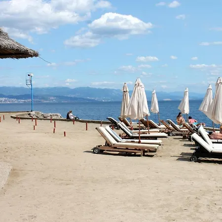 With A Parking Space - 7844 奥帕提亚