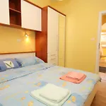 With A Parking Space - 7844 Opatija