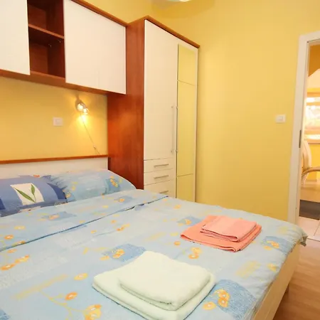 With A Parking Space - 7844 Opatija